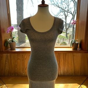 BCBG Max Azria Fitted Scoop Neck Heather Gray Tee Dress XXS NWOT